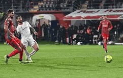 包含窗口期德国杯传出新动向，上海久事外线爆发，管理层表态——压力陡增，阵容厚度经受考验的词条-开云体育