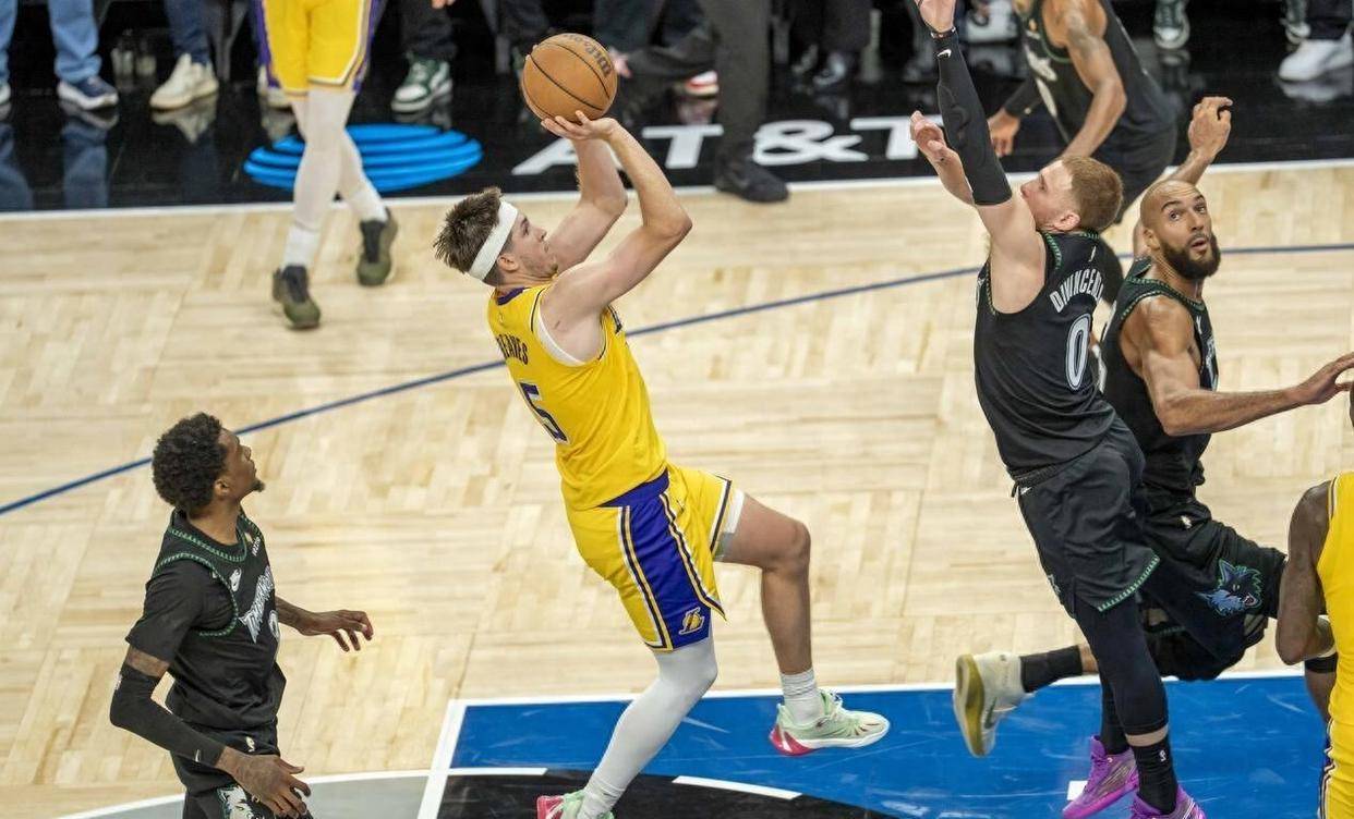 CBA季后赛窗口期走向成谜，华盛顿奇才篮板制胜，球迷炸锅，资深球员宣示担当的简单介绍