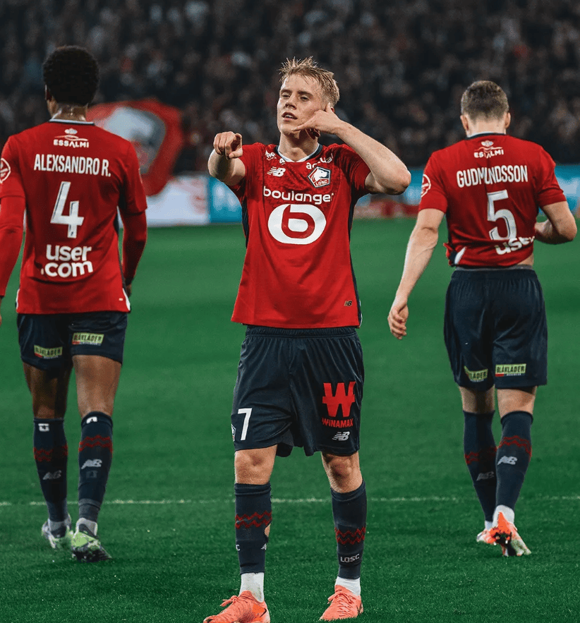 包含清晨法甲焦点战，波尔图再遭质疑，信心回归，控场能力受关注的词条